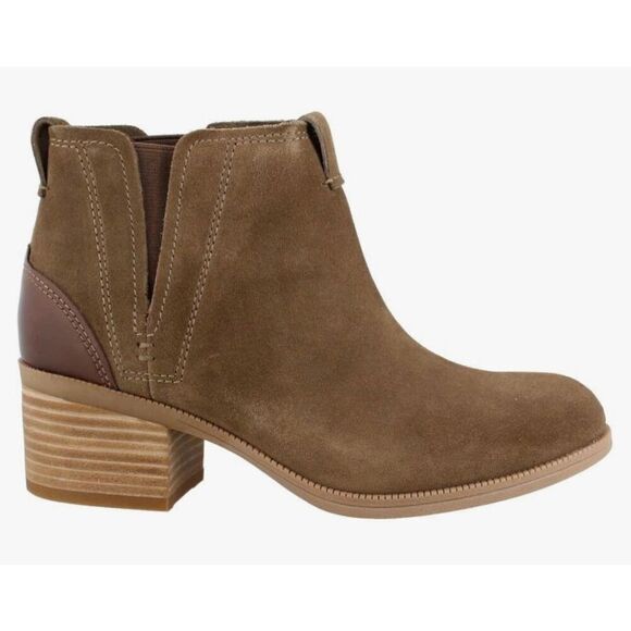 Clark’s Artisan Maypearl tan suede booties size 9.5 - Picture 1 of 13